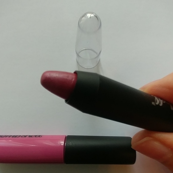 BE A BOMBSHELL Cheek Lip Bundle - Picture 3 of 4